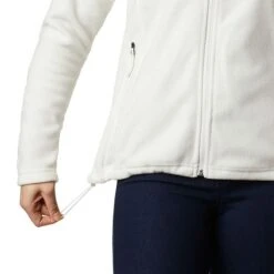 Columbia Women's Fast Trek™ II Fleece Jacket Sea Salt -Araeom Shop 1465351 125 a3 presethigh res jpeg 300 dpi