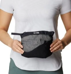 Columbia Women's Pouring Adventure™ II Jacket Black -Araeom Shop 1760071 012 a5