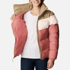 Columbia Women's Puffect™ Colourblock Jacket Dark Coral / Peach 10 Columbia Women's Puffect™ Colourblock Jacket Dark Coral / Peach -Araeom Shop 1955101 639 a3