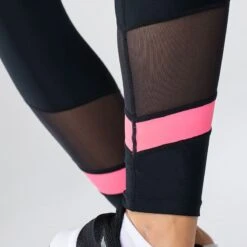 Women's Savannah 7/8 Leggings Black / Pink -Araeom Shop am3a0065 4